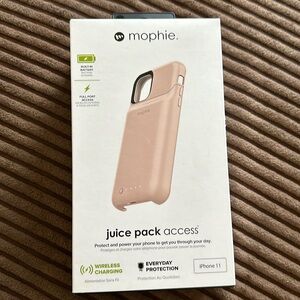 iPhone 11 Charging Case